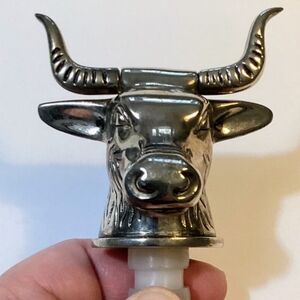 Neiman Marcus Silver Plated Bull Wine Bottle Stopper